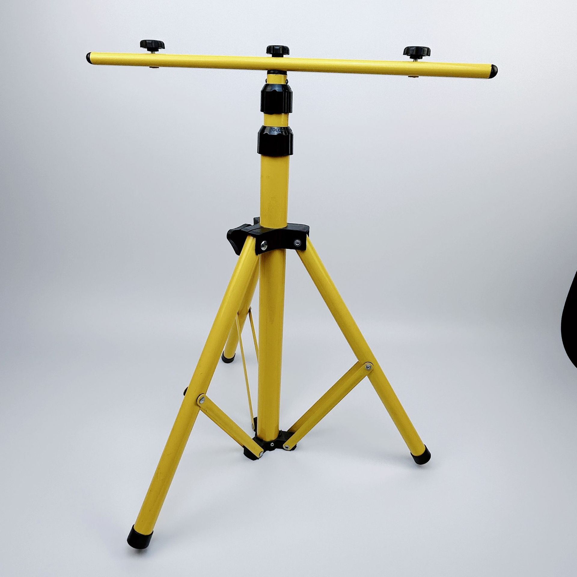 Tripod stand